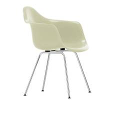 Vitra - Eames Fiberglass Armchair DAX - 01 Parchment - Chrome - Spisebordsstole - Charles & Ray Eames - Hvid - Metal/Syntetisk