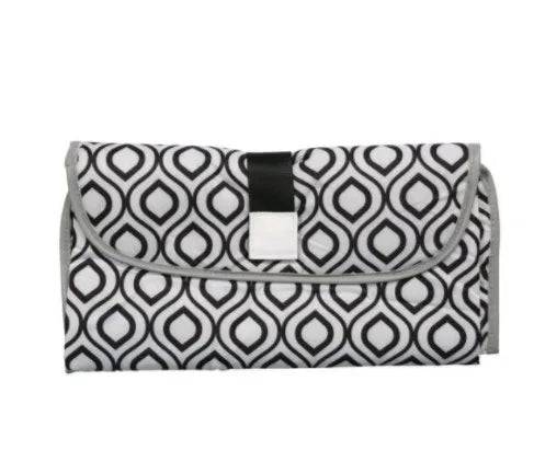 Baby Changing Pads Multifunctional Portable Infant Baby Foldable Mat Waterproof Nappy Bag Diaper Cover Mat Travel Diaper Bag - black.