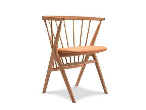 No 8 Chair i Bøg Naturolie / Silk Cognac Læder - Sibast Furniture