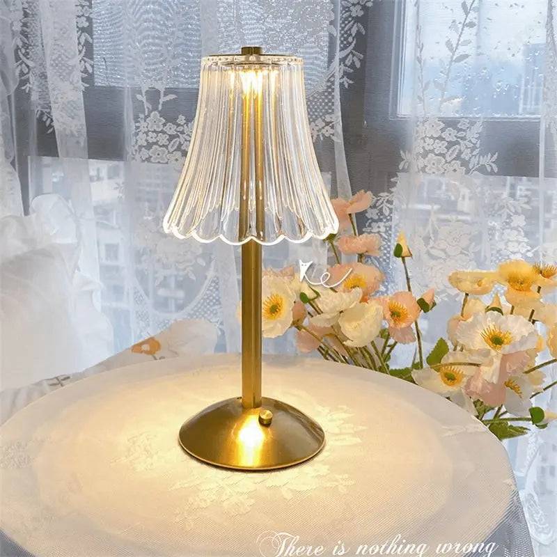Cristalglow - Chic Trådlampa med Elegant Kristalldekoration
