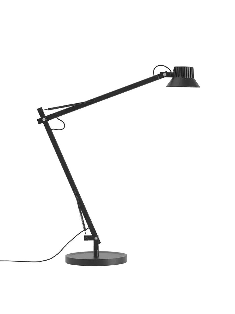 Dedicate L2 Bordlampe fra Muuto Black - Jacobsen Plus