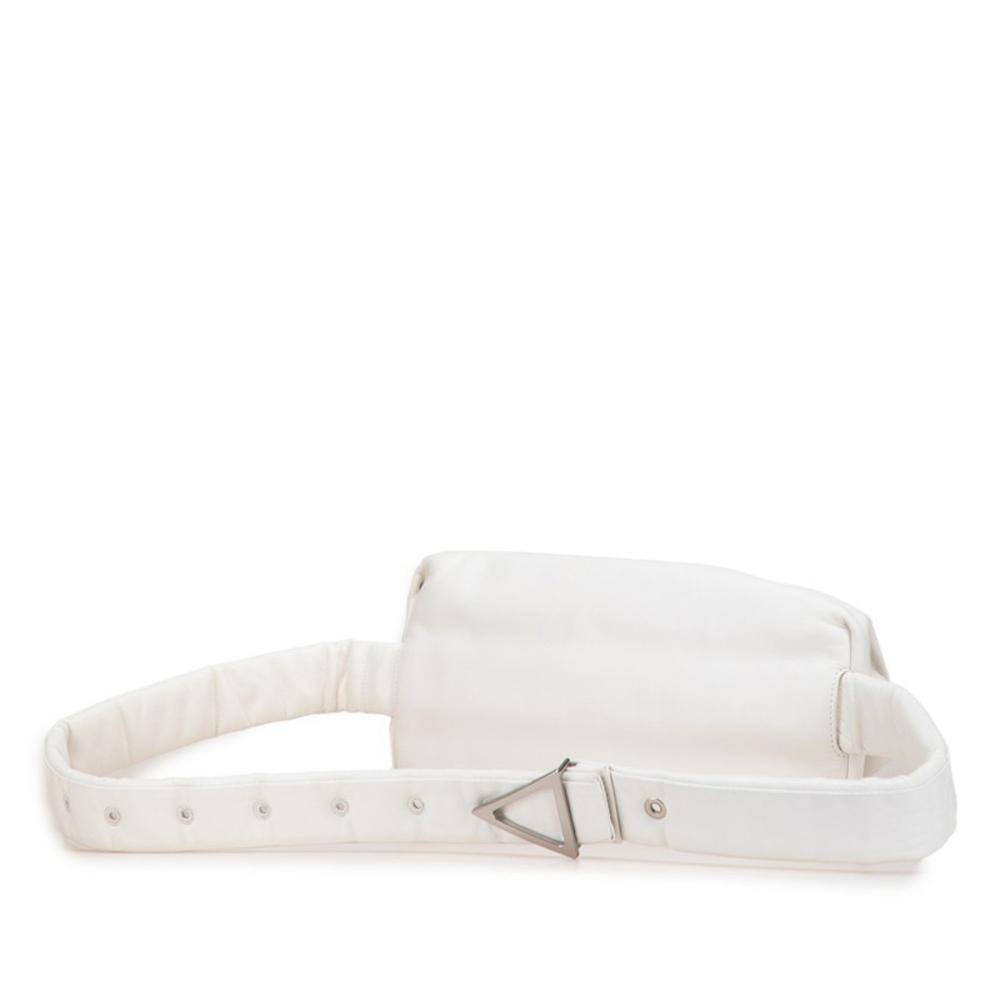 Bottega Veneta Vintage Bottega Veneta Belt Bag Stl. - Bottega Veneta Vintage Från Magasin - White (L 12cm x W 29.5cm x D 13cm)