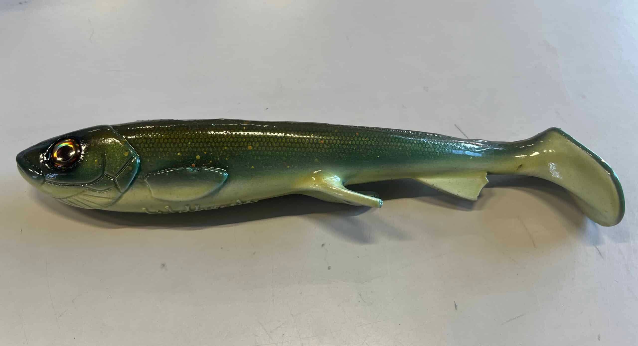 Wolfcreek Shad Handmade 29cm (VÄLJ FÄRG: Baby Brown Motoroil)