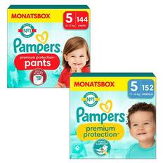 Pampers Bleesæt Premium Protection Pants, størrelse 5, 12-17 kg (144 bleer) og Premium Protection bleer, størrelse 5 Junior , 11-16 kg (152 bleer)