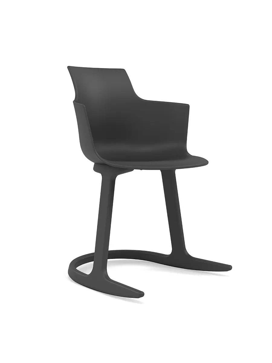 Social Tilt Dining Chair fra Varier Onyx Black - Jacobsen Plus