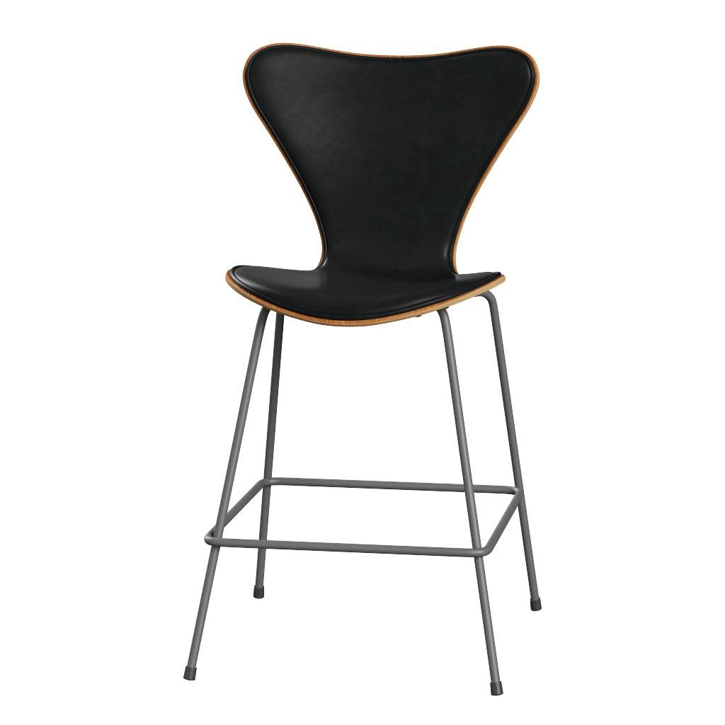 Fritz Hansen - 3187 lav barstol, naturfiner og forsidepolstret i Grace læder Elm - Sort læder - Silver Grey stel - Jacobsen Plus
