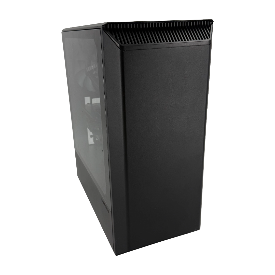 Gaming / RTX 4080 SUPER 16GB / Ryzen 7 9800X3D / 32GB DDR5 (4800MHz) / 1TB NVMe / 500GB SSD / 1TB HDD - Svart
