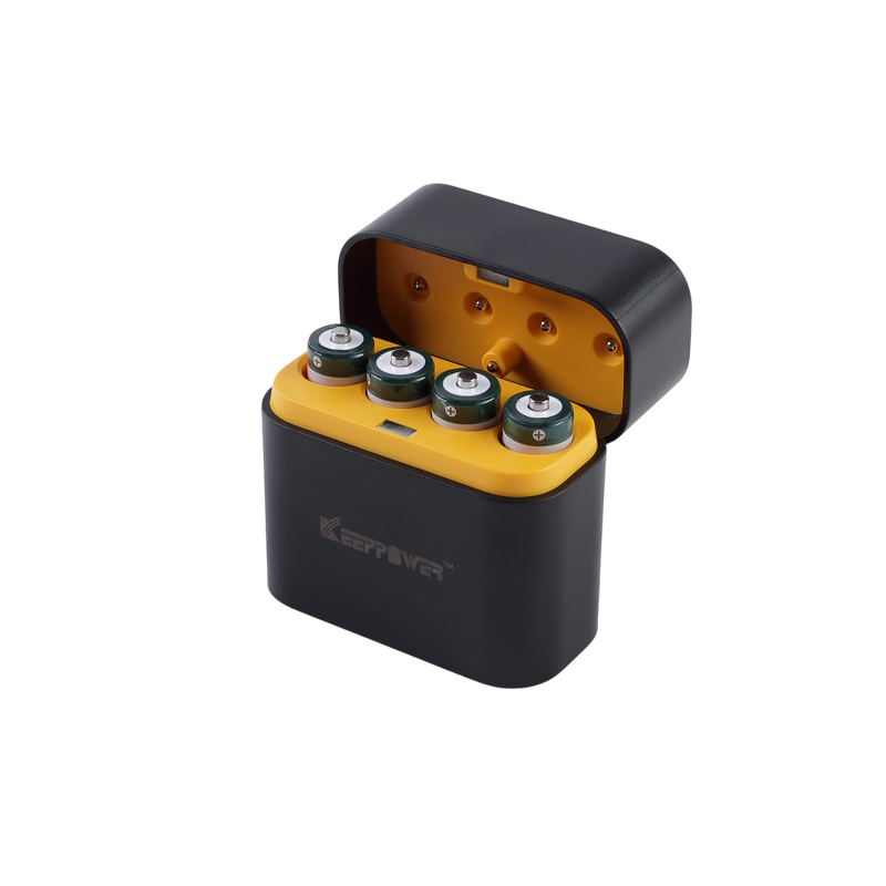 Keeppower i4 - Genopladelige AA batterier, 4 stk. inkl. oplader.