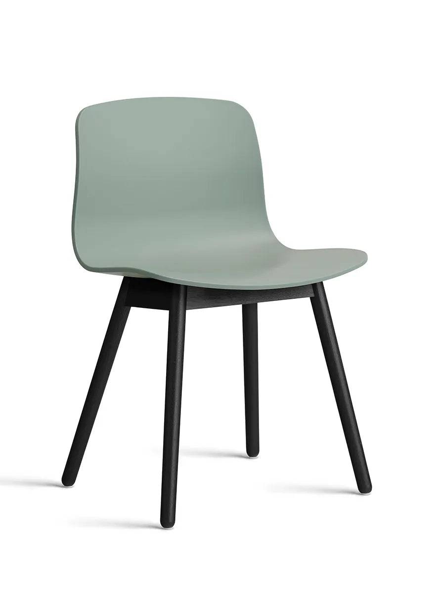 About a Chair AAC12 fra Hay Fall Green / Sortbejdset eg - Jacobsen Plus