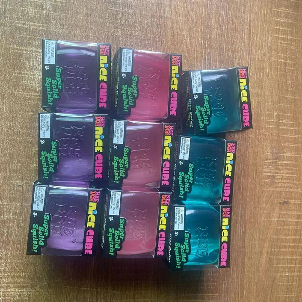 Schylling Needoh Nice Cube Sensorisk Leksak Stresslindrare Klämbar Pussel Lösande Utloppsklots Barnminne Utbildningsleksak rosa