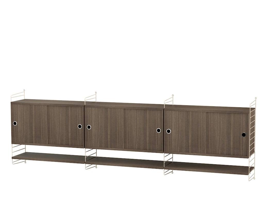 Reol, Living room E fra String Beige - valnød - Jacobsen Plus