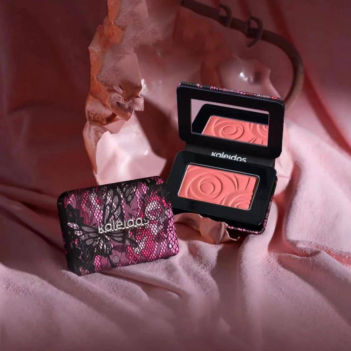 Kaleidos Matt Rouge Högpigmenterad Lättvikt Långvarig Naturlig Glöd Byggbar Solkysst Vegansk Ren Skönhet Ansiktsmakeup