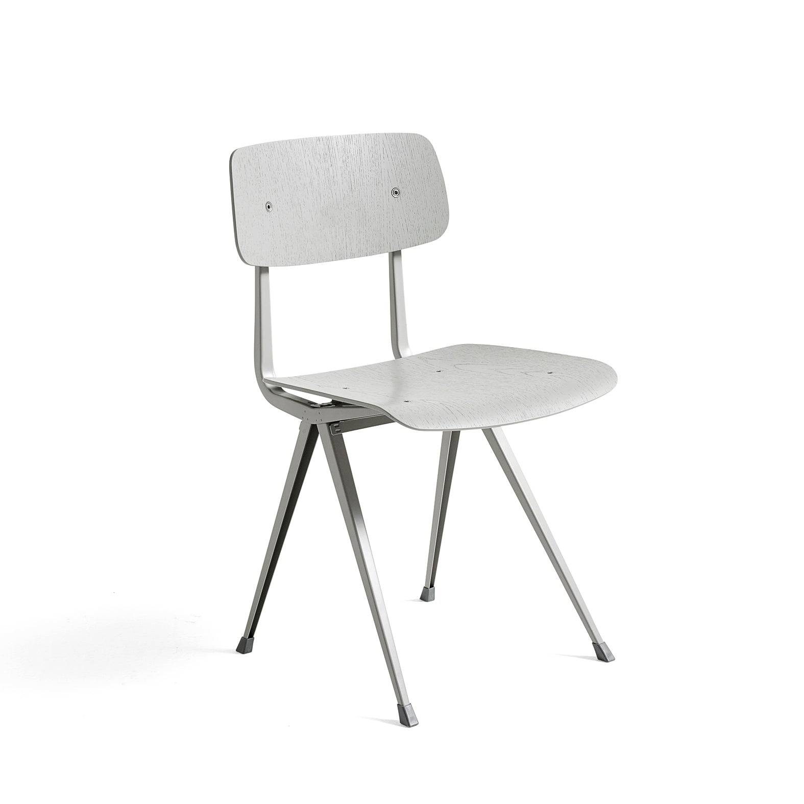 Result Chair fra Hay Beige (bejdset) / Beige pulverlakeret stål - Jacobsen Plus
