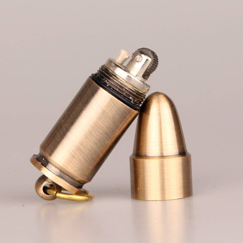 Retro Mini Bullet Shape Lighters Flame Lamp Oile Oil Lighter Keychain Refillable Lamp Oile Cigar Lighters Outdoor Men's Gadget