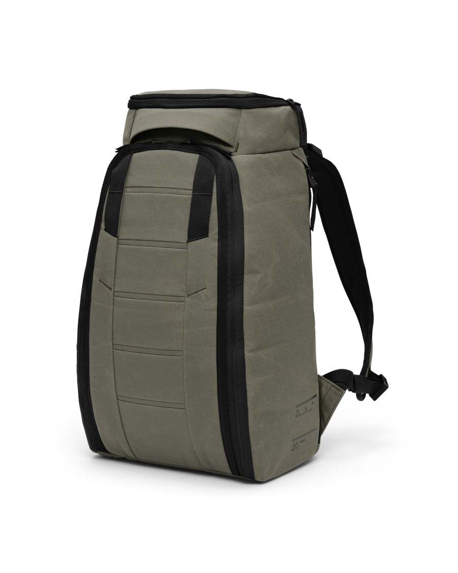 DB Hugger Backpack 20L FOREST GREEN