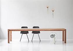 dk3 JEPPE UTZON TABLE Valnød 95 x 180 cm oliebehandlet.