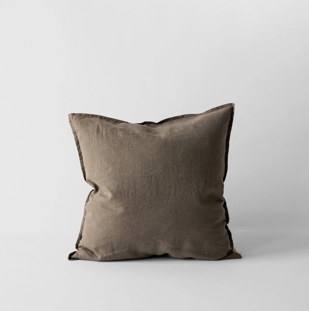 Tell Me More Linen pude - 50x50 - taupe