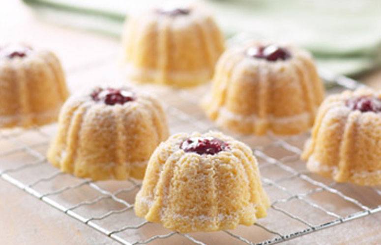 Kageform miniature brownies. Nordic Ware