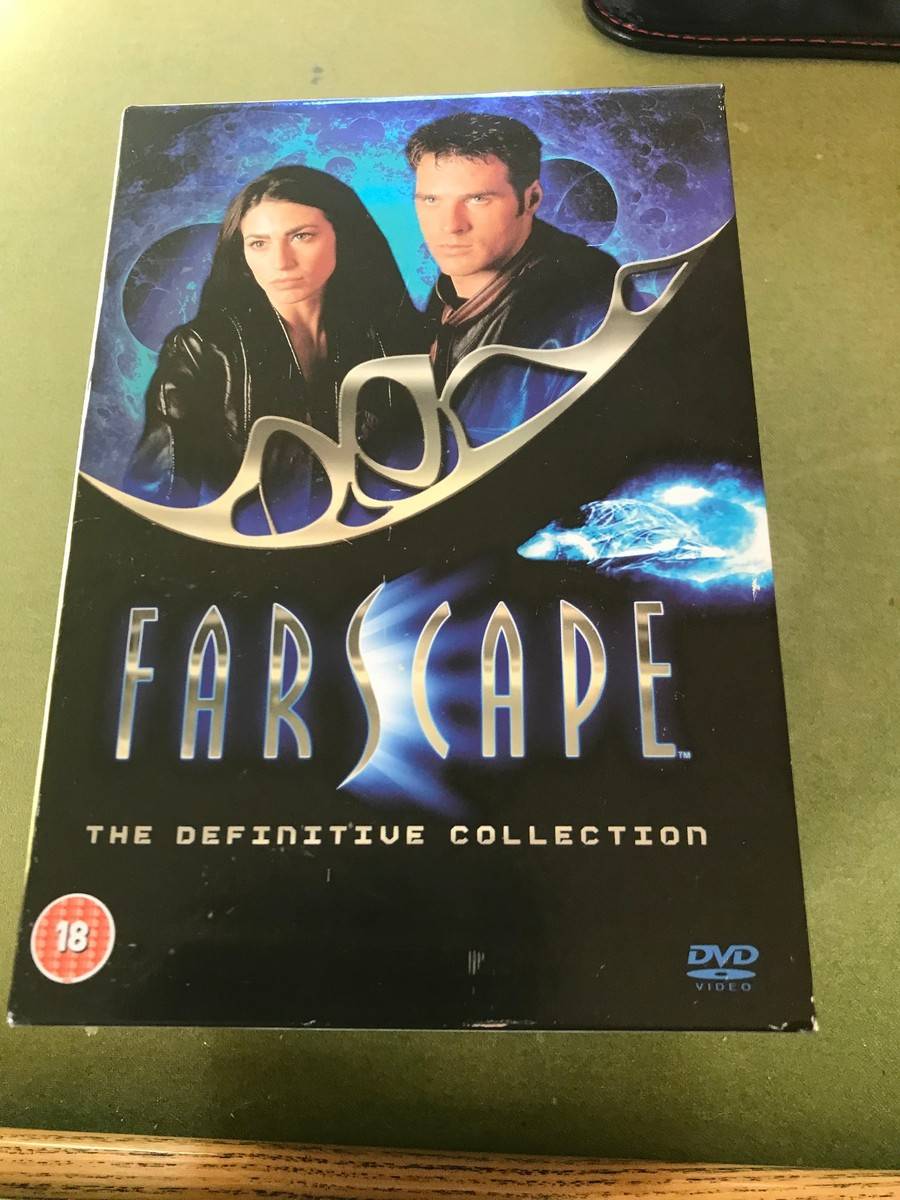 Farscape: Definitiv Samling Boxset (Inkl. Specials & Peacekeeper Wars) DVD