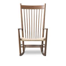 Fredericia Furniture - Wegner J16 Rocking Chair, Oljad valnöt, Naturfärgad sits - Fåtöljer - Hans J. Wegner - Beige - Naturmaterial/Trä