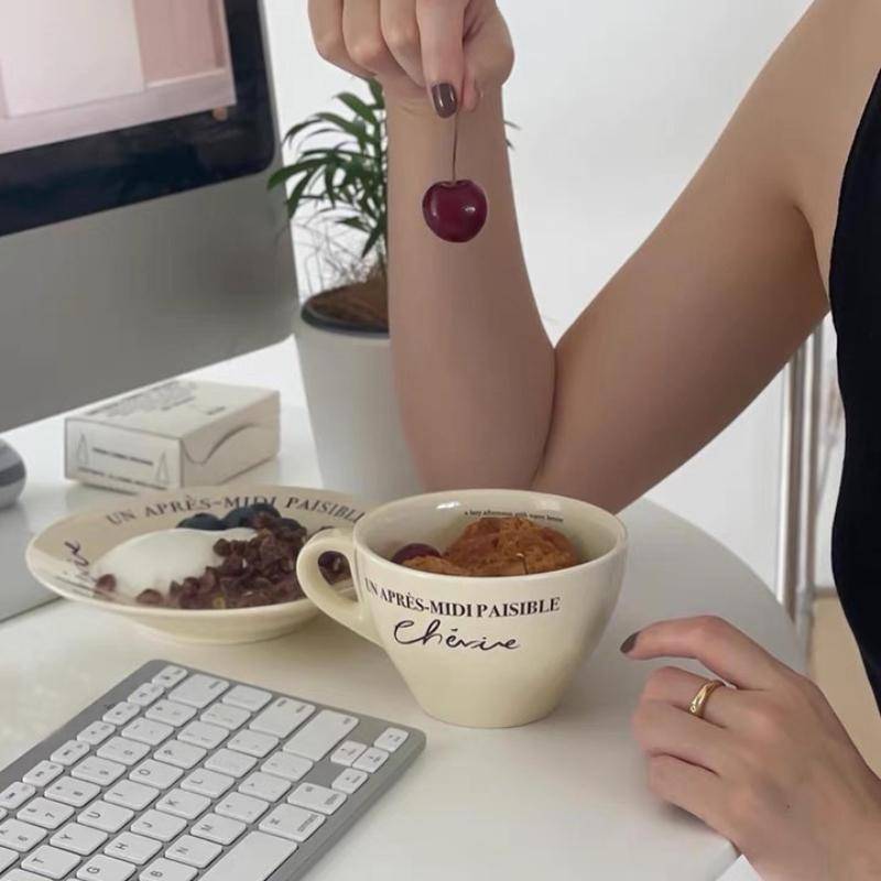 Koreansk ins-stil retro fransk gräddfärgad kaffekopp fat internetkändisfoto frukostkopp keramisk tallrik porslin