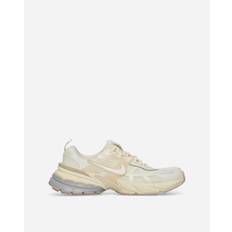 Women s V2K Run Sneakers Pale Ivory / Coconut Milk