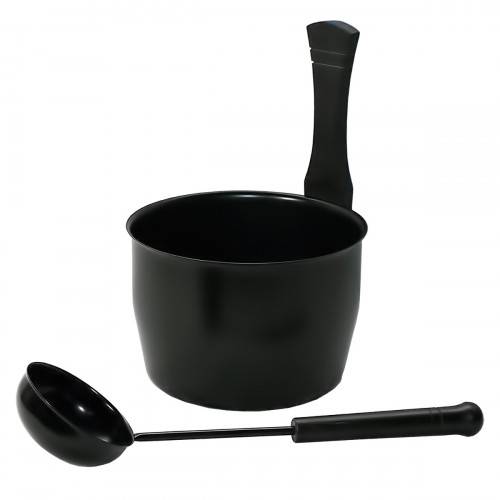 Sort stålspand 4,5 L og slev 42 cm.