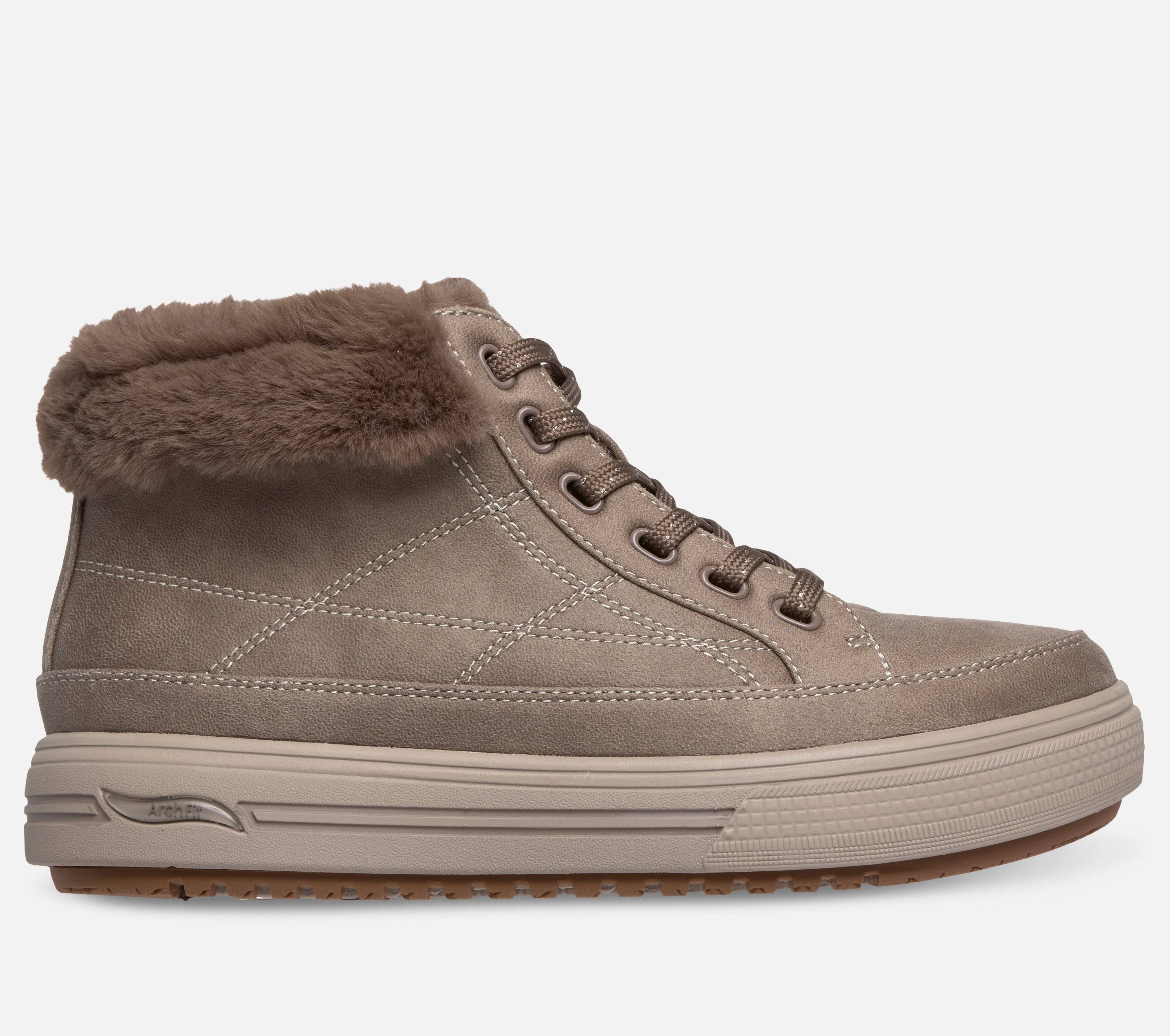 Relaxed Fit: Arch Fit Arcade Boot - Crisp Vibes - 37