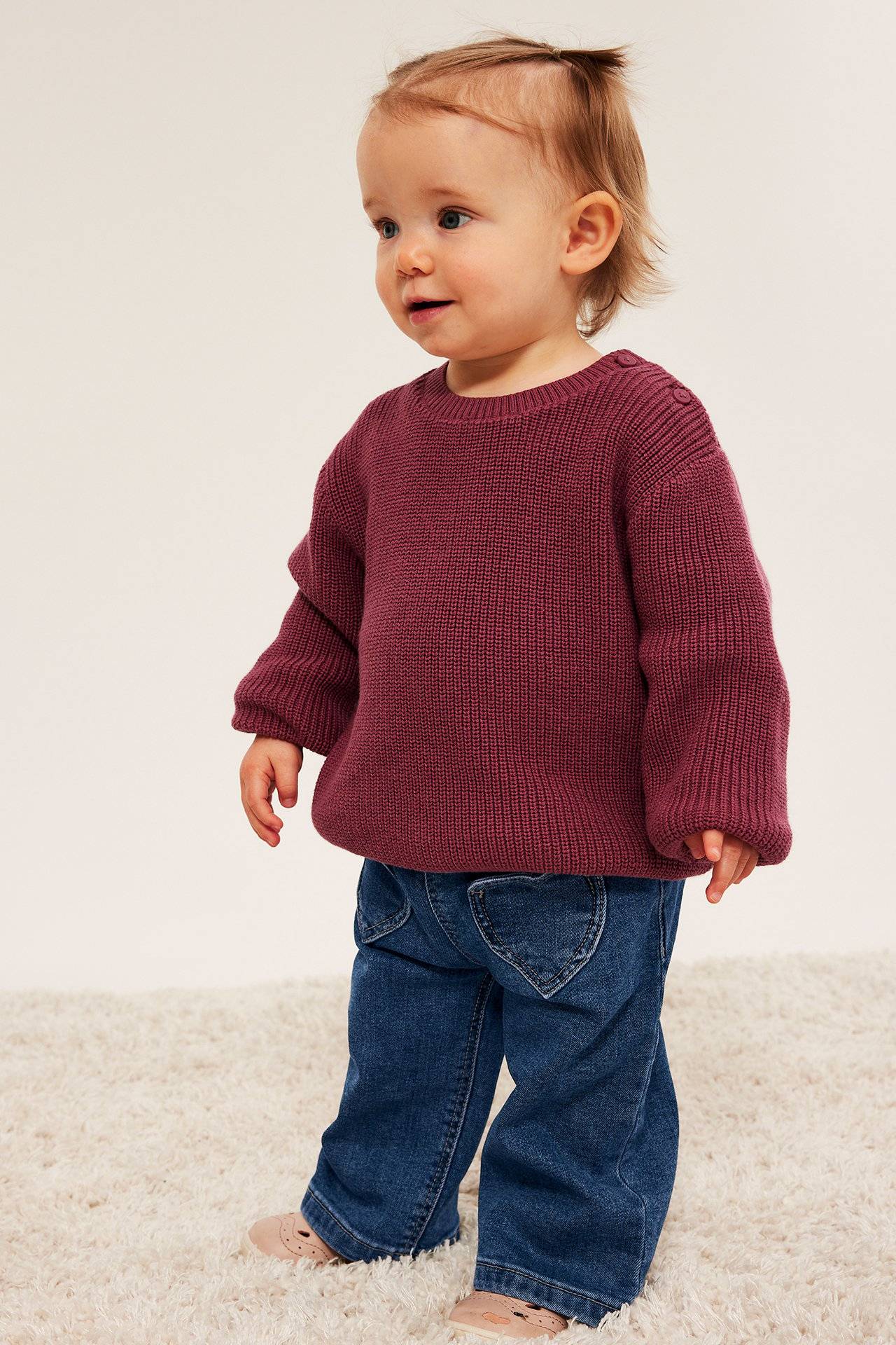 Babyjeans med hjärtformade fickor