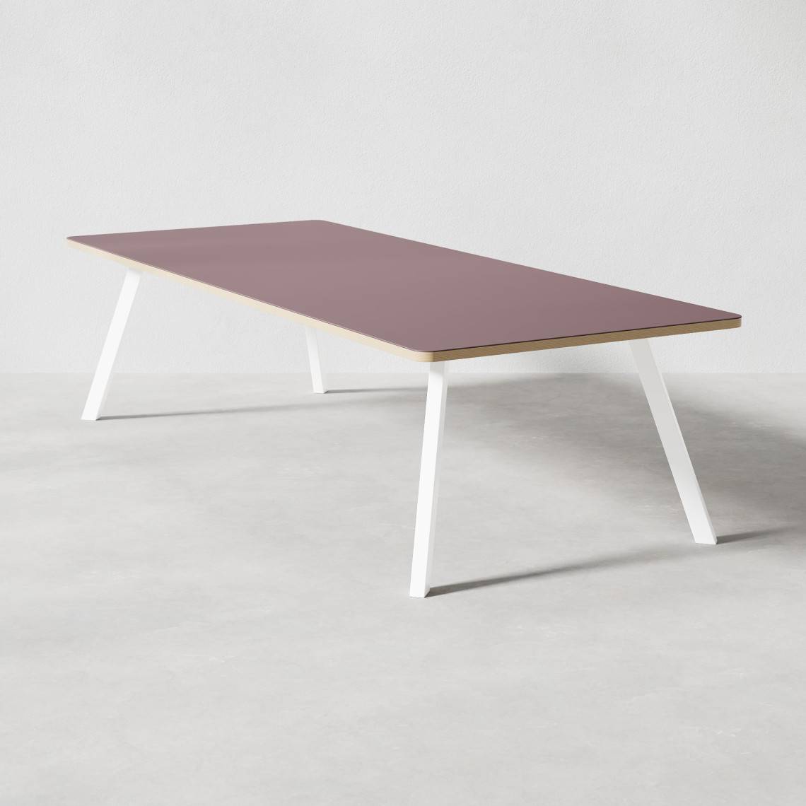 Konferensbord Viggo Plus, Höjd 73 cm, Bredd 115 cm, Längd 280 cm, Bordsskiva Burgundy, Underrede Vit