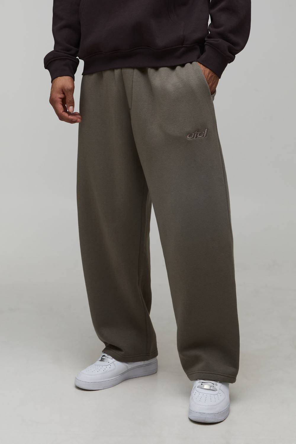Balloon Fit Embroidered Washed Jogger | Khaki | Size XS