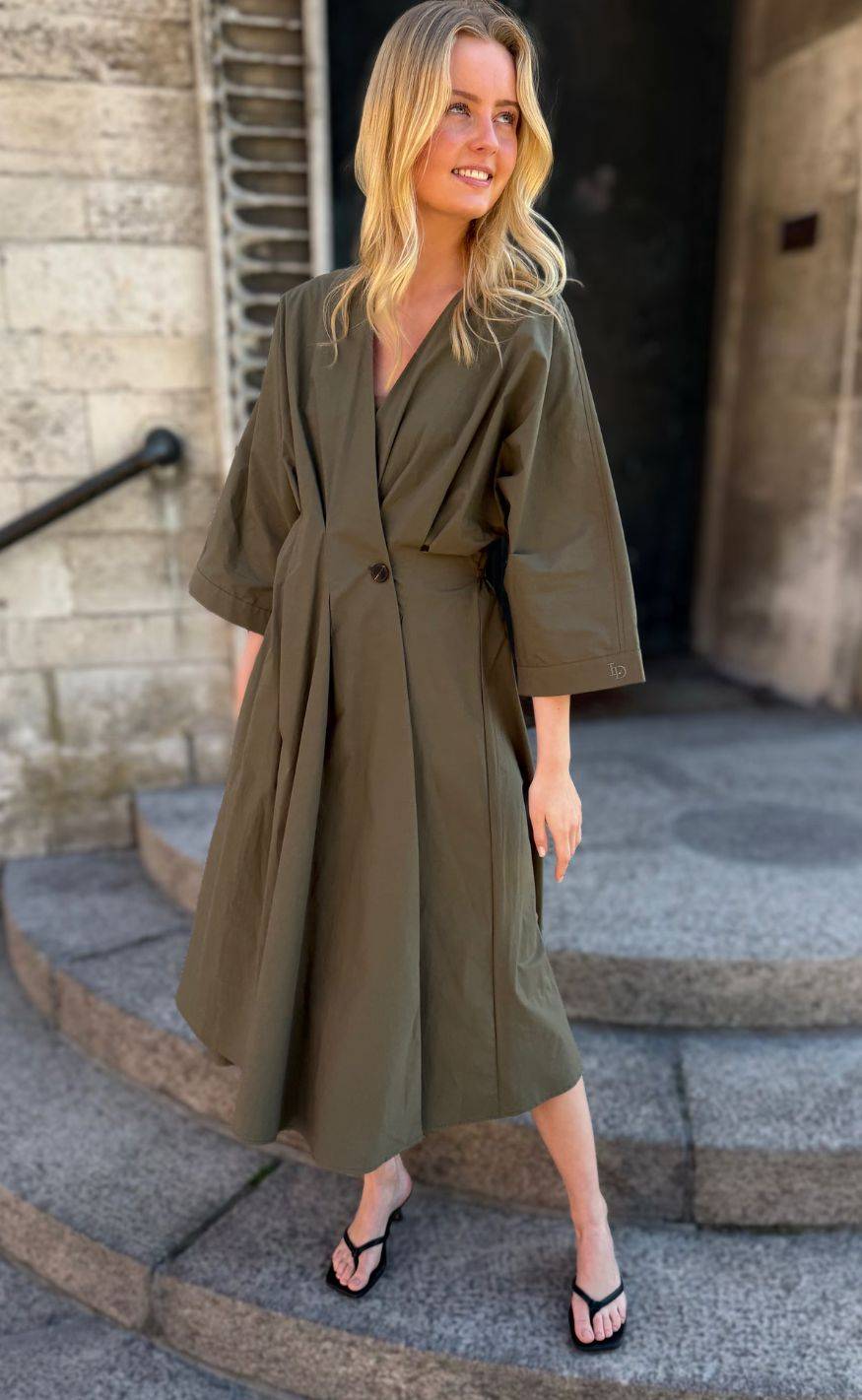 Love & Divine Kjole - Love1602 - Khaki