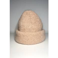 Crowd Copenhagen Fluffy Beanie – Sand