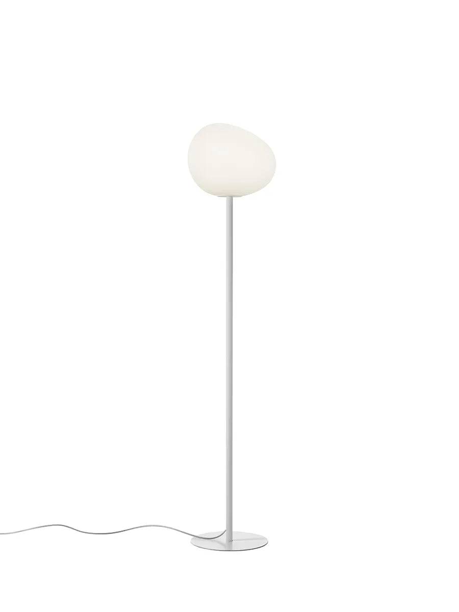 Gregg Gulvlampe fra Foscarini Mellem - Jacobsen Plus