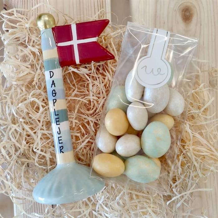 Lille gave med chokolade til Dagplejer
