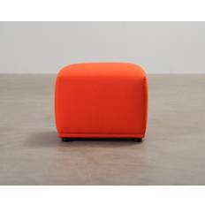 Muuto Echo fotpall röd 38 x 52 cm