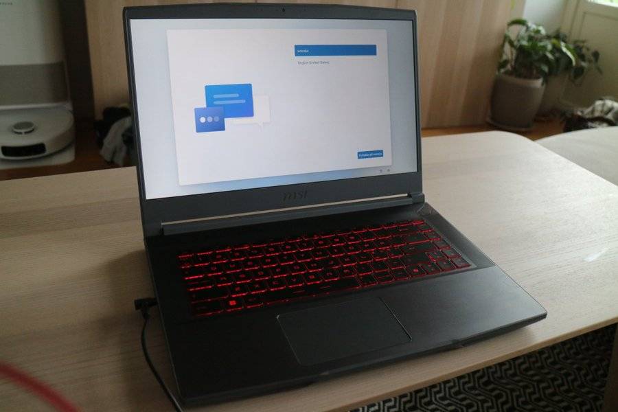 MSI Thin GF63 12UCX Gaming Laptop i5-12450H RTX 2050 8GB RAM