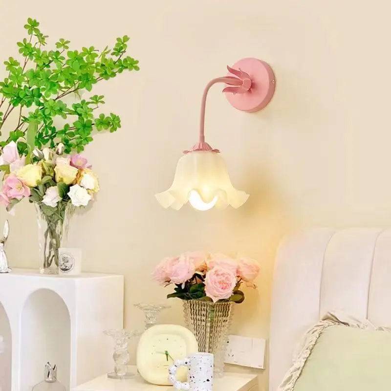 FrenchBloom Vägglampa – Sängkammarfärgerlampan - Rosa / Tre Färger