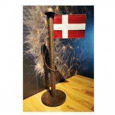 Mellem bord flag nyt design fra Nordic By Hand