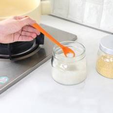 1pc långhandtag eftersked soppskedar te kaffebordsduk färg leveranser bestick slumpmässiga skedar plast kök stirrin z4 i 8