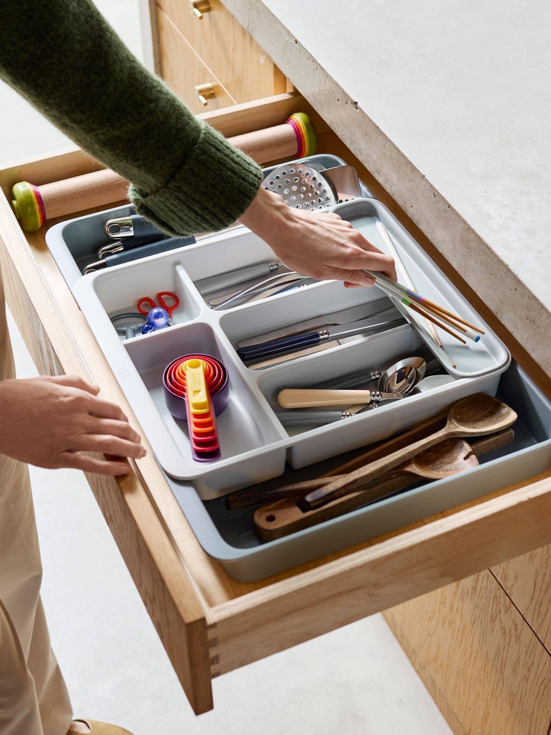 Joseph Joseph Joseph Joseph Light Stone DrawerStore Expanding Cutlery Organiser