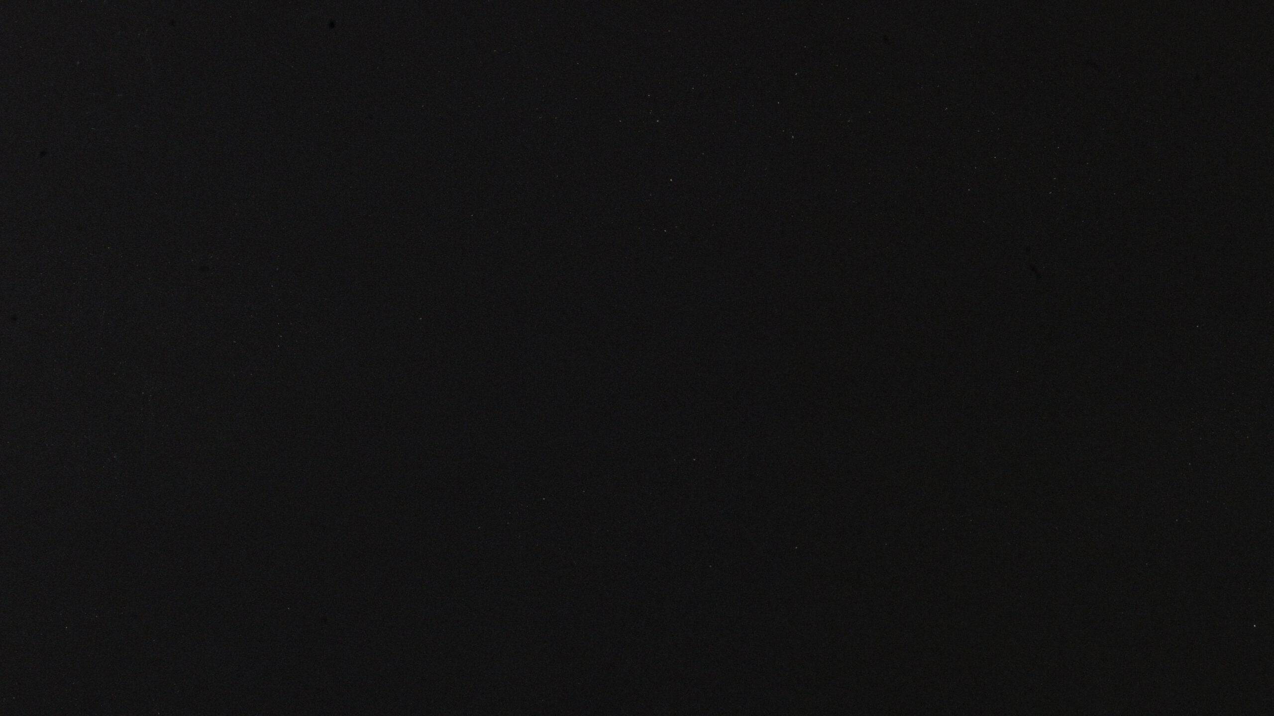 Nero ingo Fenix m. sort kerne / A0720 kompaktlaminat bordplade på mål.