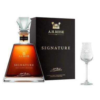 A.H. Riise Signature Master Blender Collection 43,90%