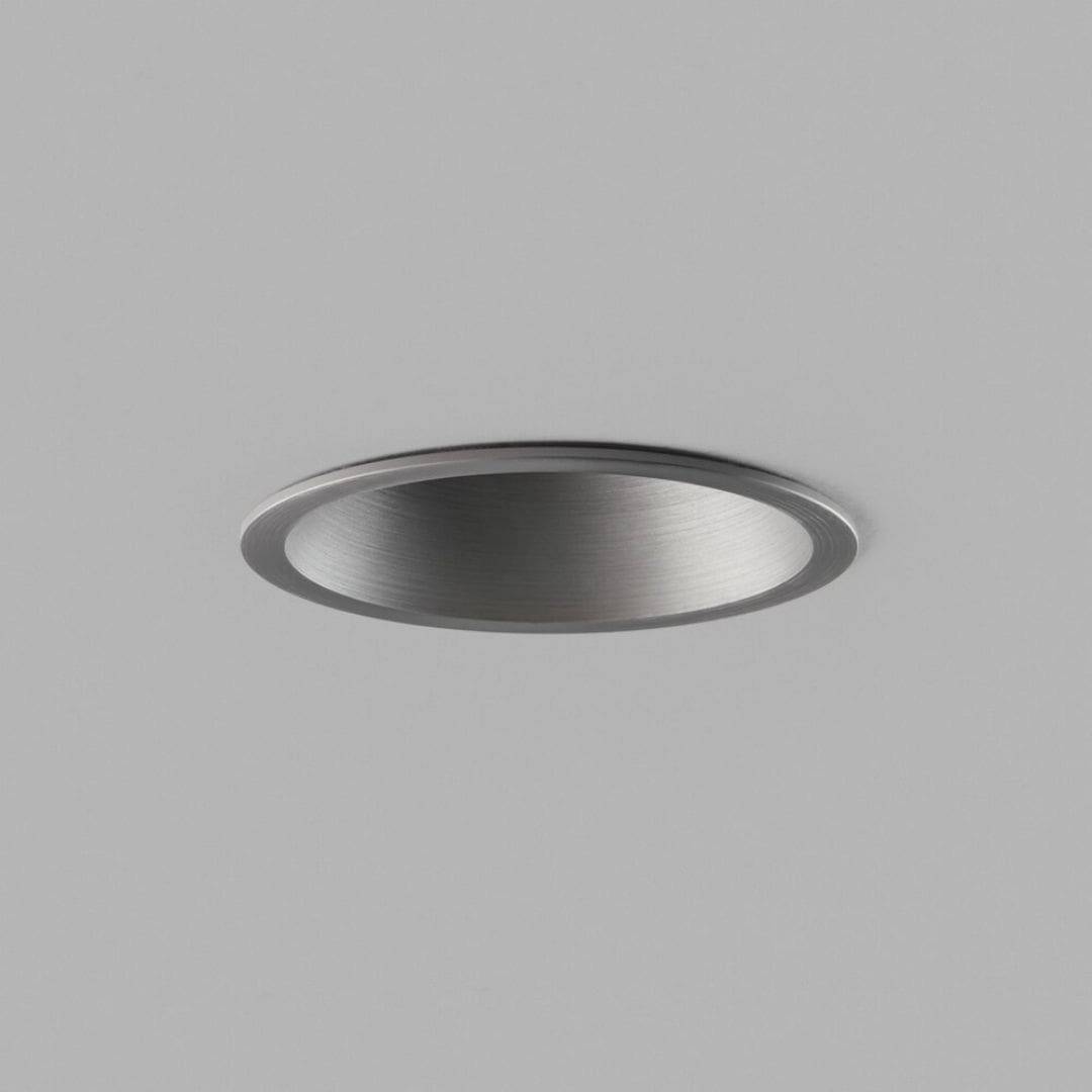 Curve 2 Spot Ø90 Carbon sort - LIGHT-POINT - Udstillingsmodel.