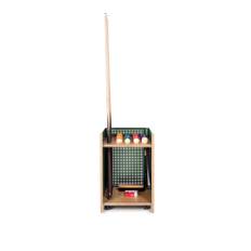 RS Barcelona - Mou Indoor Floor Cue Rack, Green, Oak tray - Spel - Yonoh