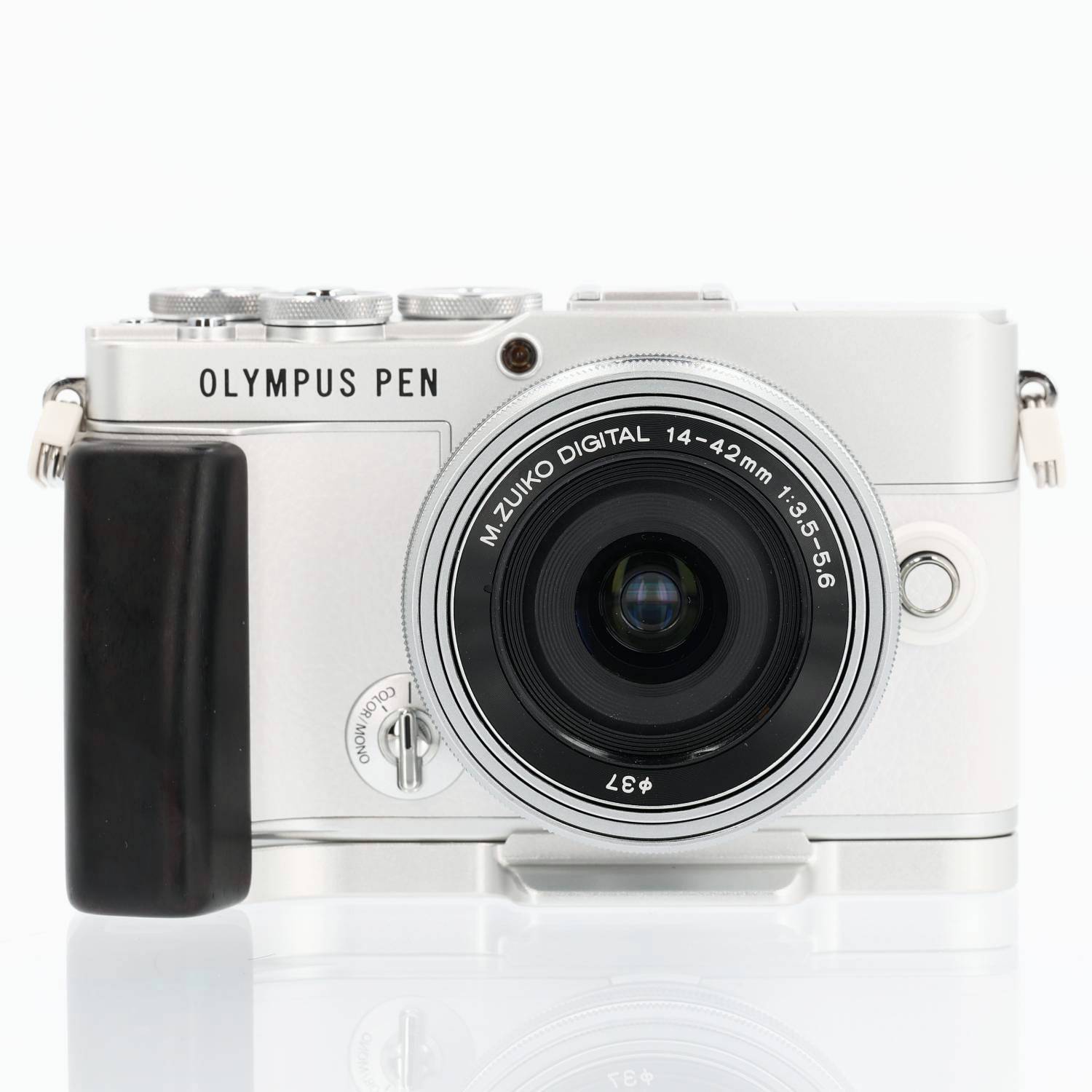 Olympus Pen E-P7 + 14-42mm f/3,5-5,6 EZ ED MSC (begagnad)