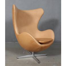 Arne Jacobsen. Lænestol med vippefunktion ‘Ægget’ – ‘Vacona’ læder