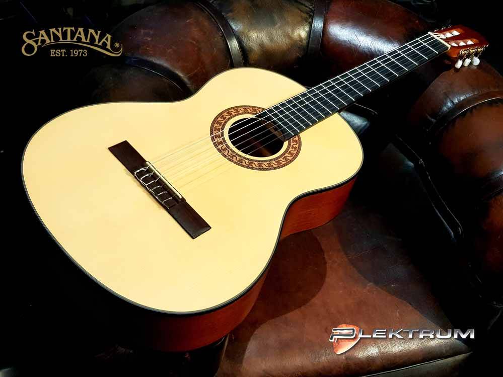 Santana Classical 18 Spansk guitar i Natur