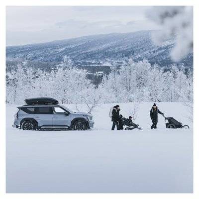 Thule Motion 3 XL Low black glossy tagboks 400 liter 216x89x35 cm