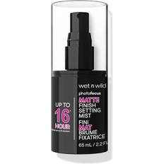 Wet n Wild Photo Focus Matte Finish Setting Mist, Setting Spray Smink Berikad med Vitamin B5 och E, Tyngdlös Formel, 24 timmars Långvarande Setting Spray
